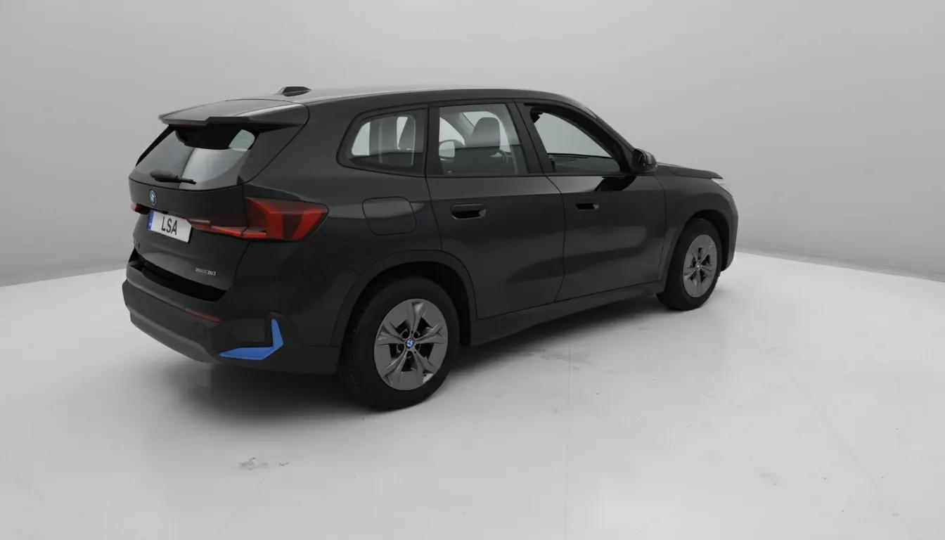 BMW iX1 Rennes vue 3 BMW iX1 en leasing sans apport à Rennes — vue 3