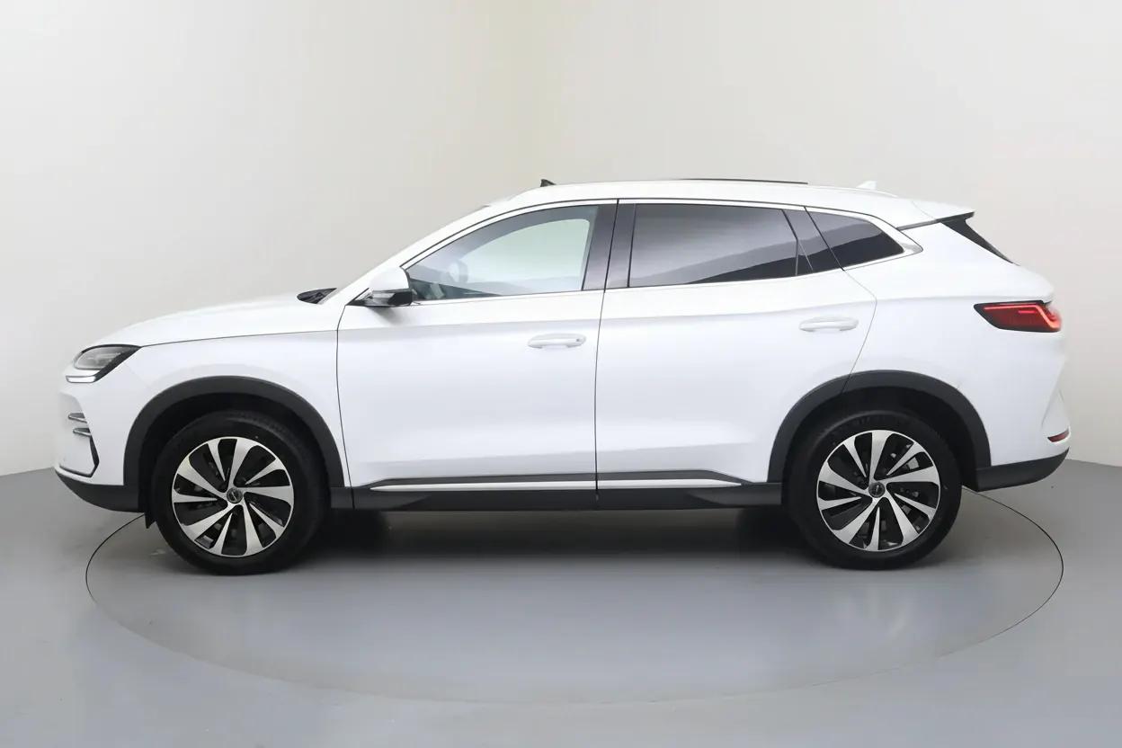 BYD Seal U Rennes vue 2 BYD Seal U en leasing sans apport à Rennes — vue 2