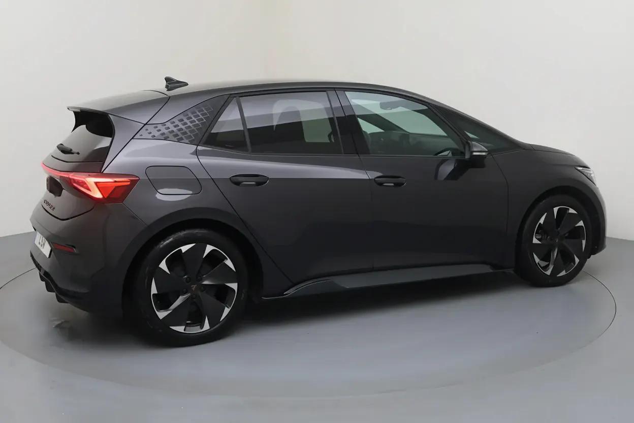 Cupra El-Born Rennes vue 3 Cupra El-Born en leasing sans apport à Rennes — vue 3