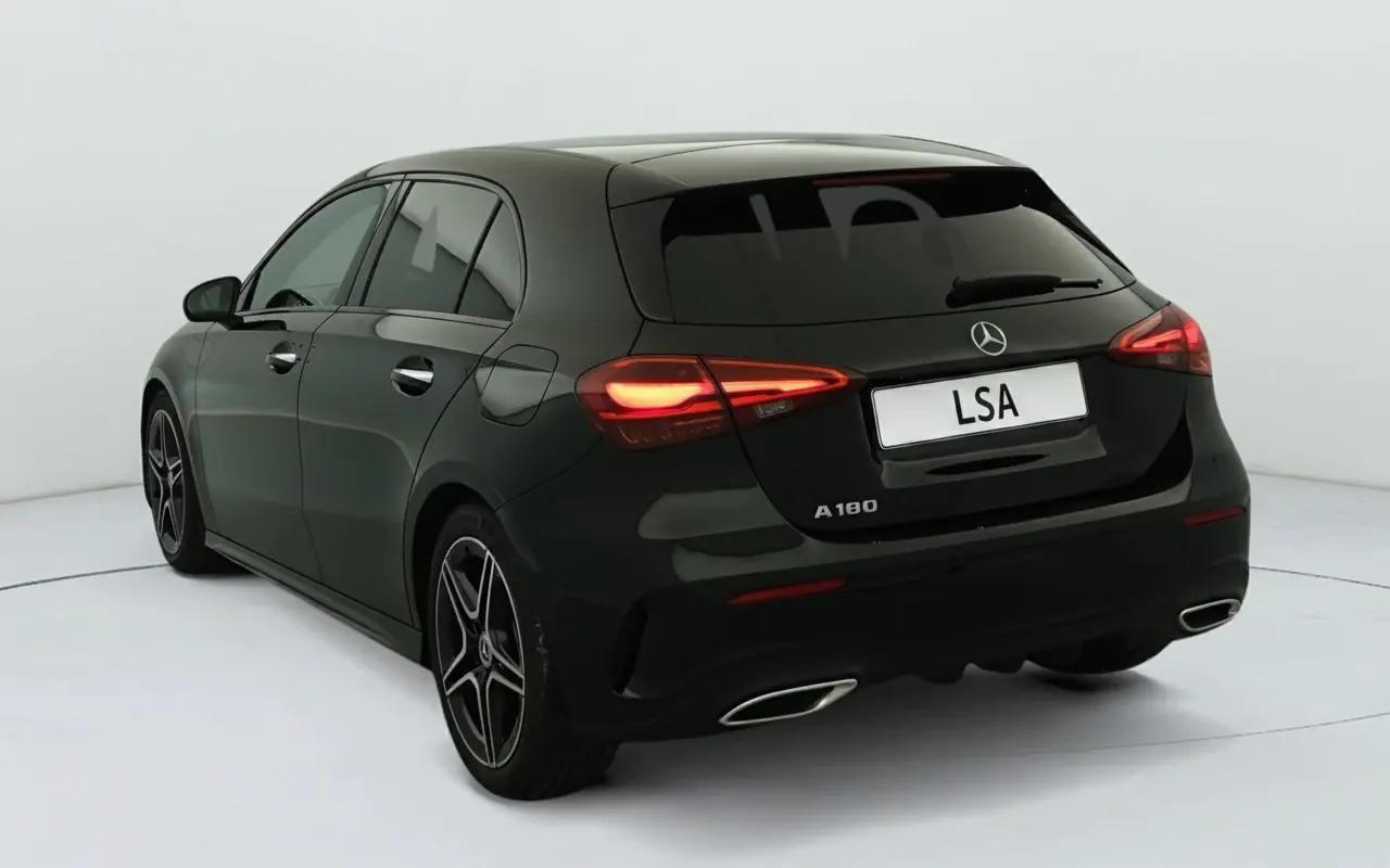 Mercedes-Benz Classe A Rennes vue 3 Mercedes-Benz Classe A en leasing sans apport à Rennes — vue 3