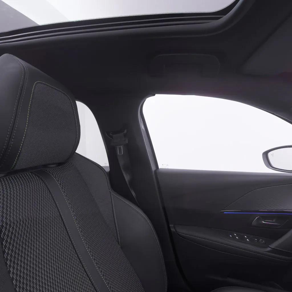 Peugeot 208 Rennes vue 4 Peugeot 208 en leasing sans apport à Rennes — vue 4