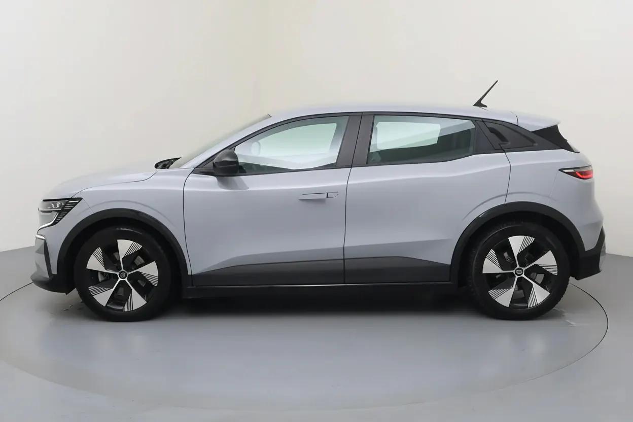 Renault Mégane E-Tech Rennes vue 2 Renault Mégane E-Tech en leasing sans apport à Rennes — vue 2