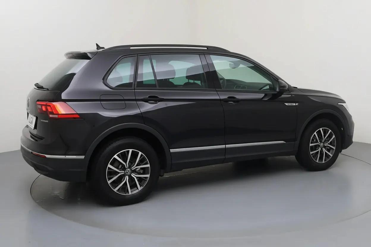 Volkswagen Tiguan Rennes vue 3 Volkswagen Tiguan en leasing sans apport à Rennes — vue 3